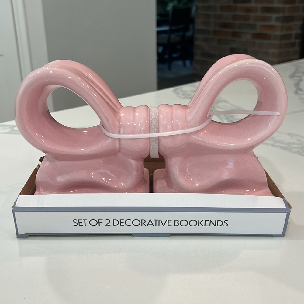 🎀Pink Bow Bookends🎀 - Picture 12 of 12
